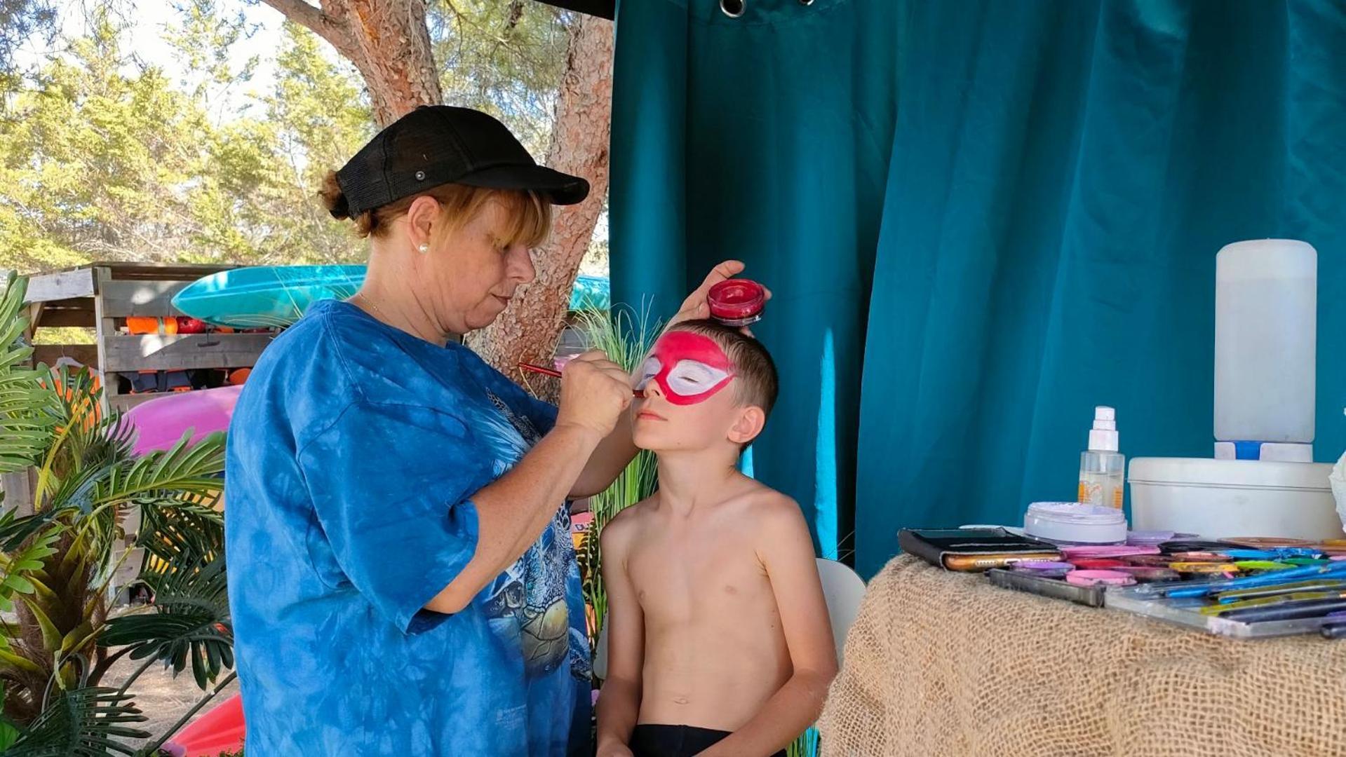 Camping Tikayan Felix De La Bastide Saint-Mitre-les-Remparts ภายนอก รูปภาพ