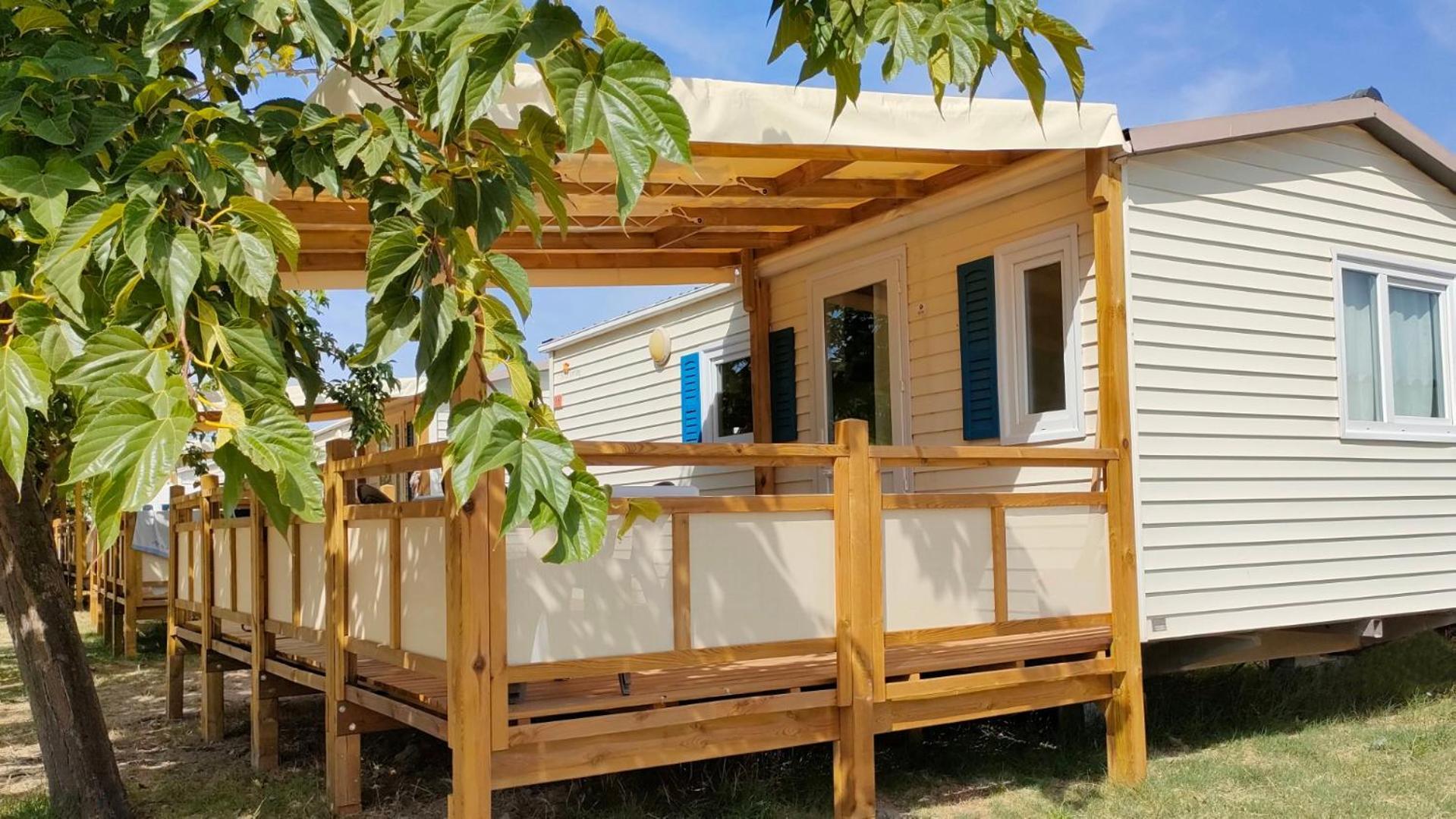Camping Tikayan Felix De La Bastide Saint-Mitre-les-Remparts ภายนอก รูปภาพ